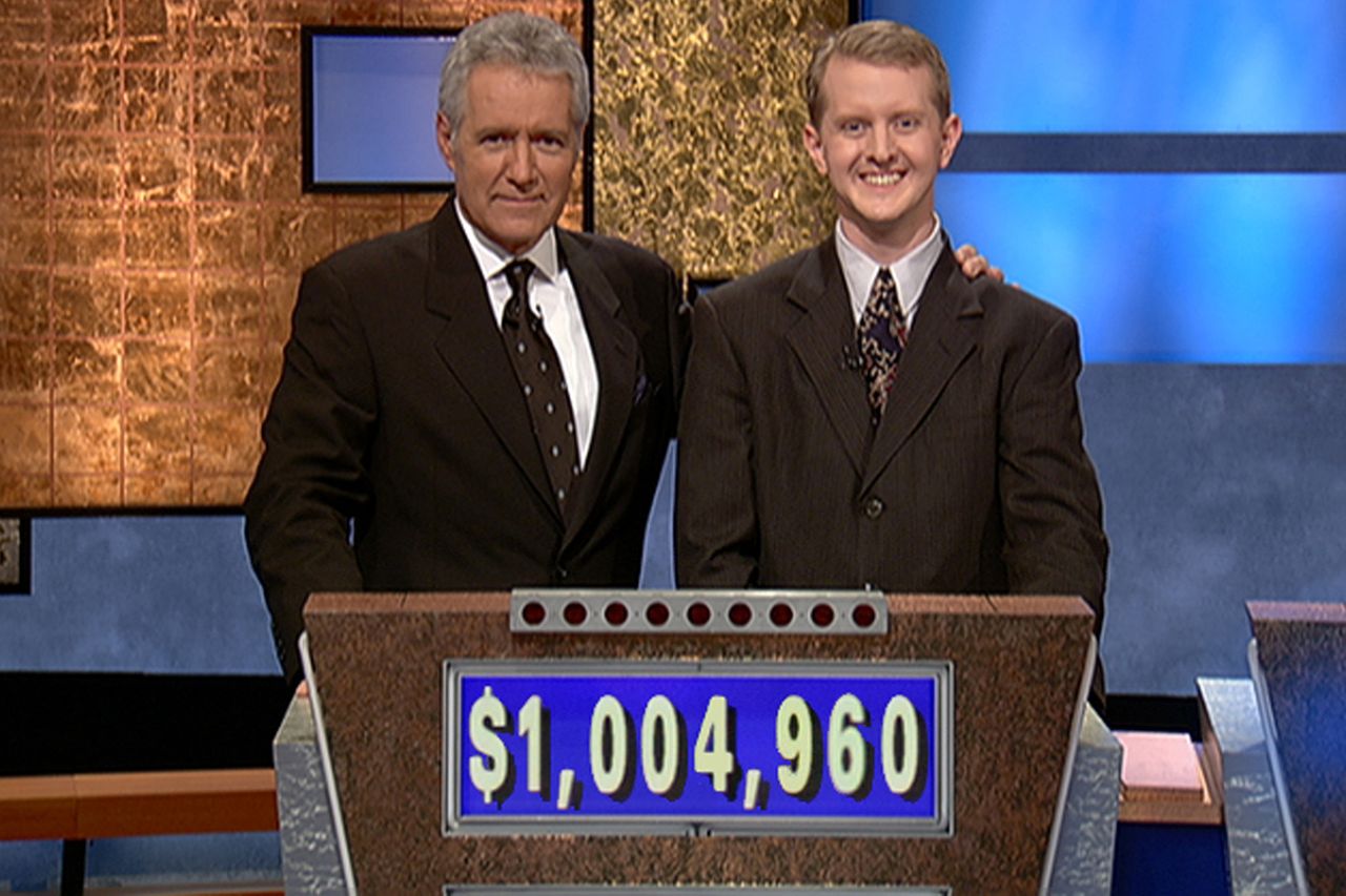 Alex Trebek (left) and Ken Jennings (right) on 'Jeopardy!' in 2004.Credit: Jeopardy Productions via Getty