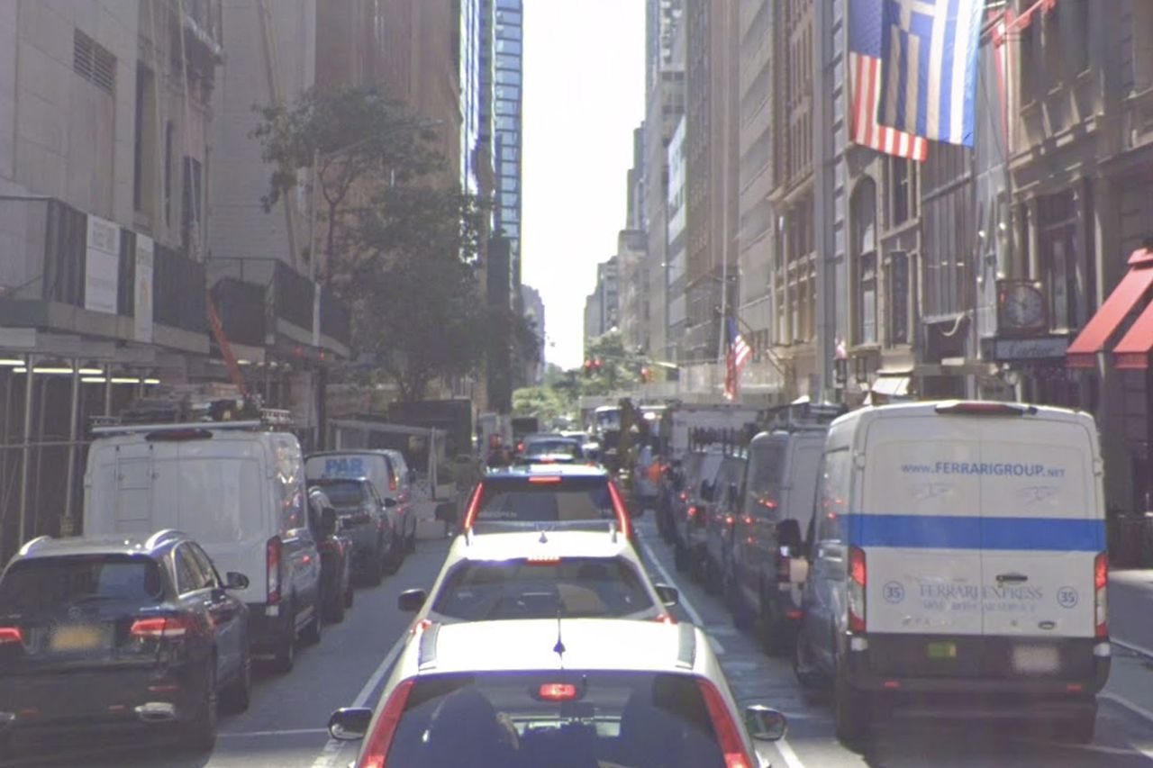 The intersection of 52nd Street and Fifth Avenue near the Cartier store.Credit: Google
