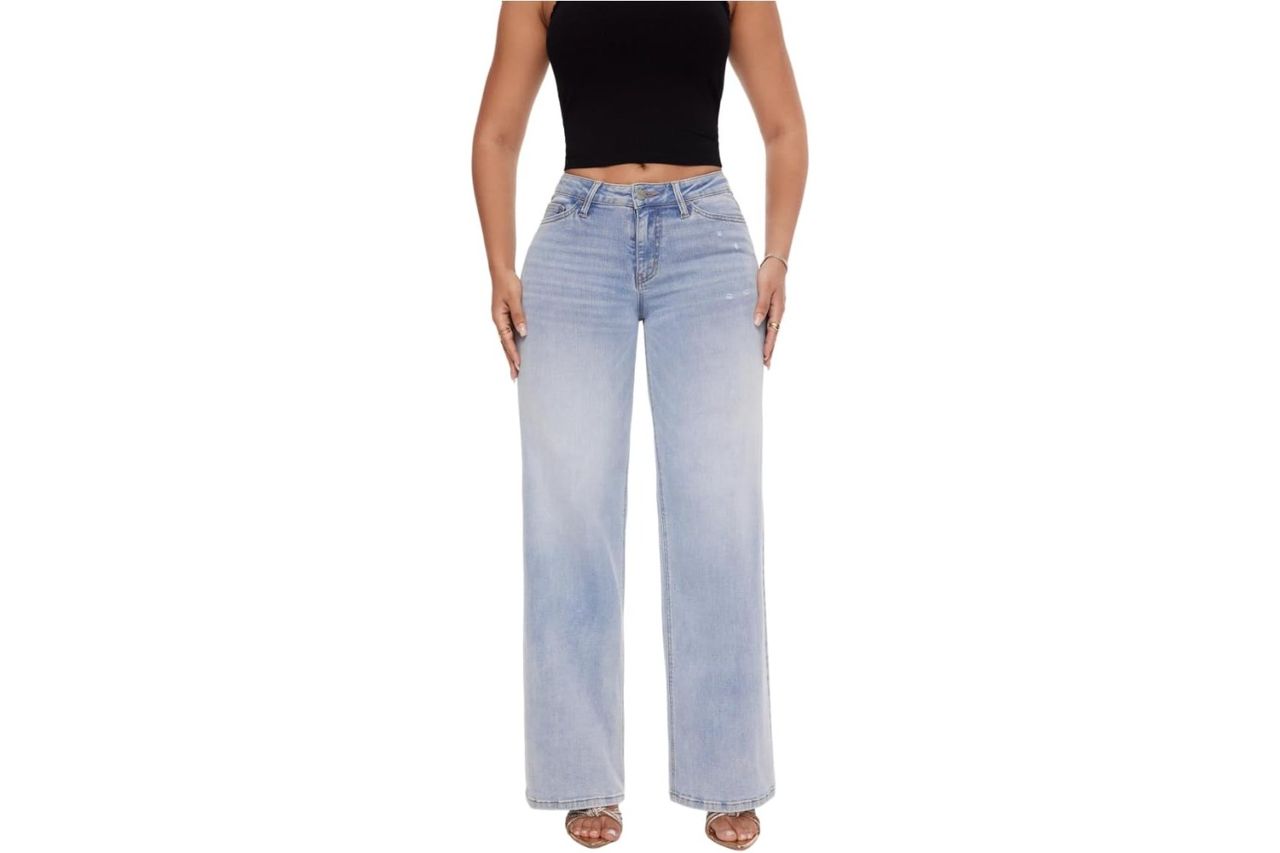 oneso mid low rise baggy jeans wide leg Credit: Amazon