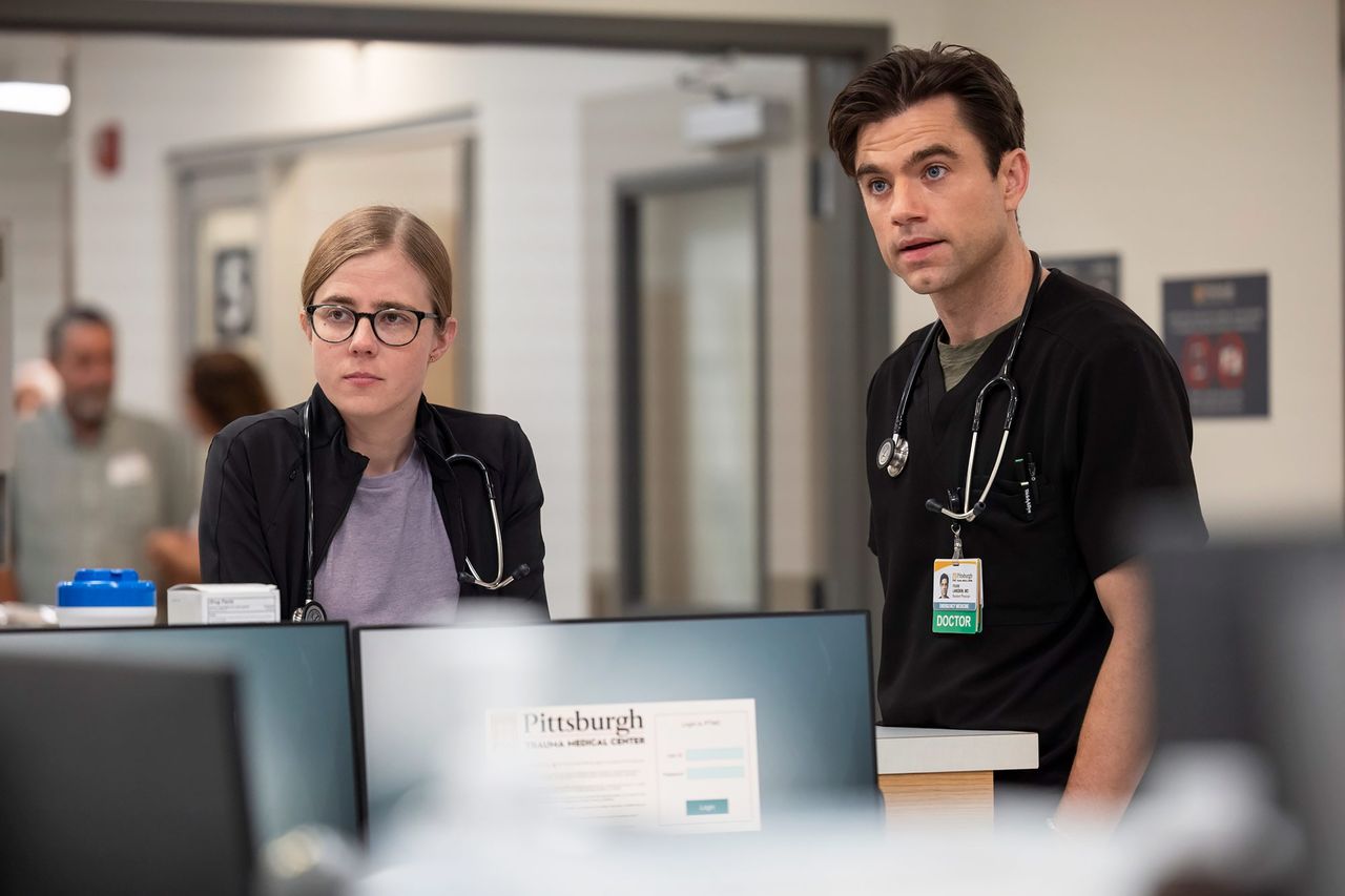 Taylor Dearden and Patrick Ball in 'The Pitt' (2025)Credit: Warrick Page/MAX