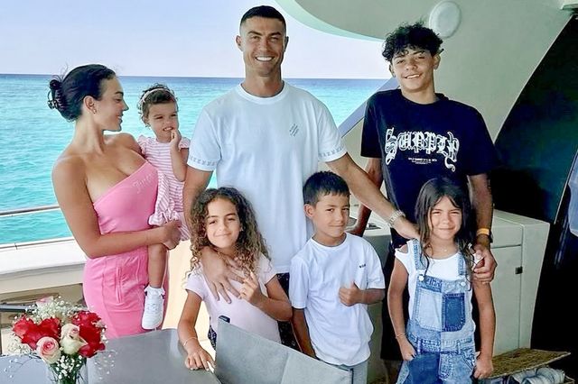 Cristiano Ronaldo family Cristiano Ronaldo's familyCredit: Cristiano Ronaldo/Instagram
