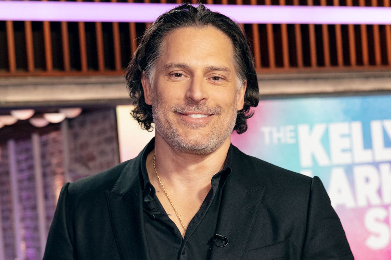 Joe Manganiello on The Kelly Clarkson ShowCredit: Weiss Eubanks/NBCUniversal via Getty