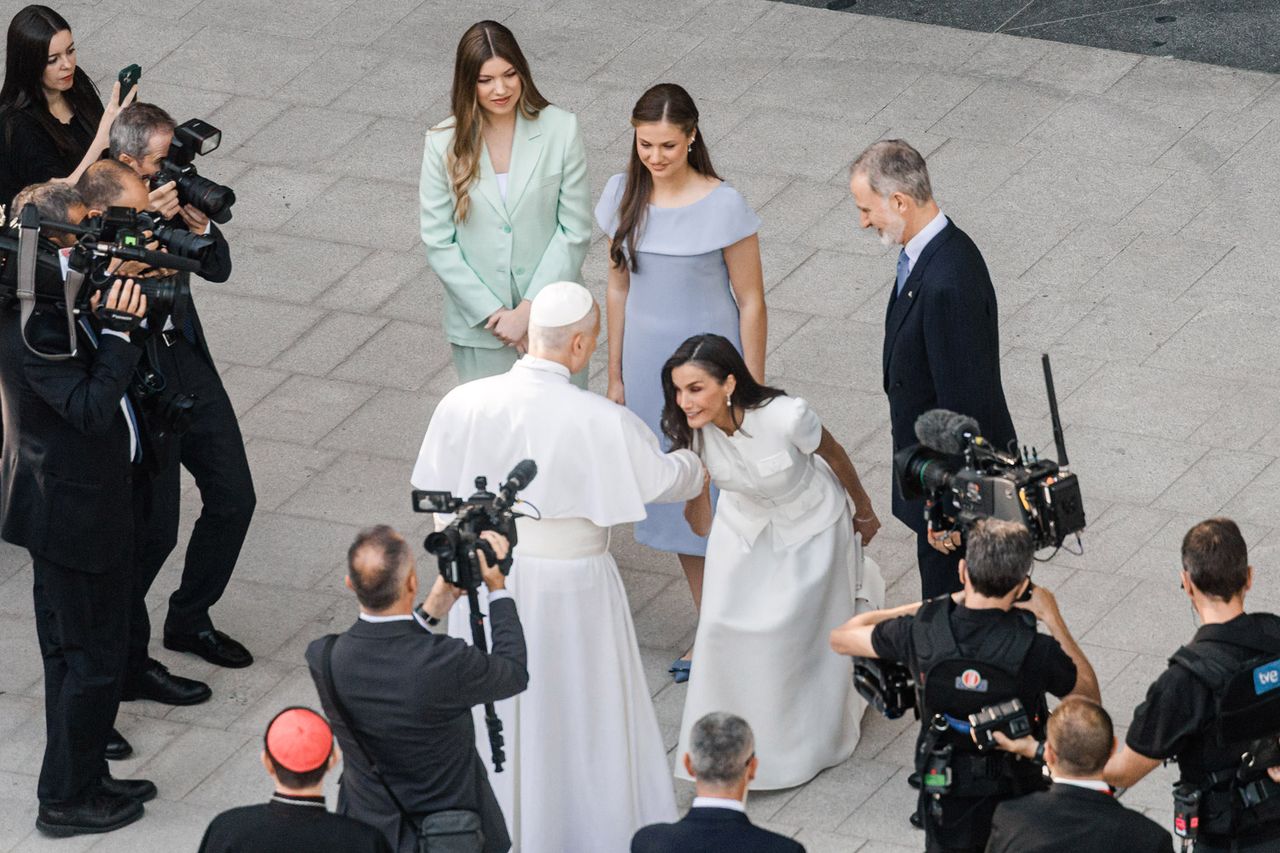 King Felipe VI, Queen Letizia, Princess Leonor and Princess Sofia attend the Corpus Christi Mass presided over by Pope Leo XIV, in Plaza de Cibeles, on June 7, 2026, in Madrid, Spain.Credit: Carlos Lujan/Europa Press/Getty