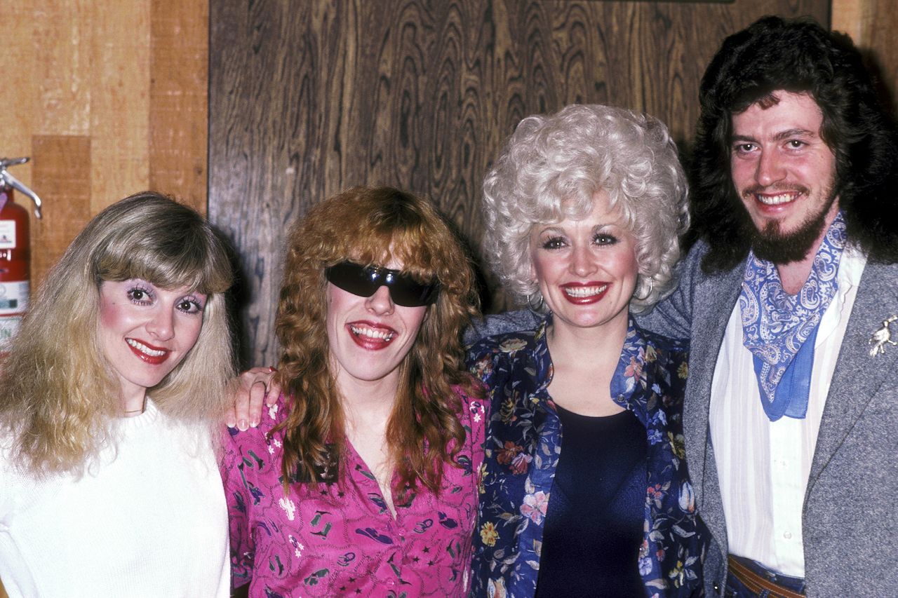(L-R) Stella Parton, Freida Parton, Dolly Parton and Floyd Parton in North Hollywood, Calif. in January 1981.Credit: Ron Galella/Ron Galella Collection via Getty