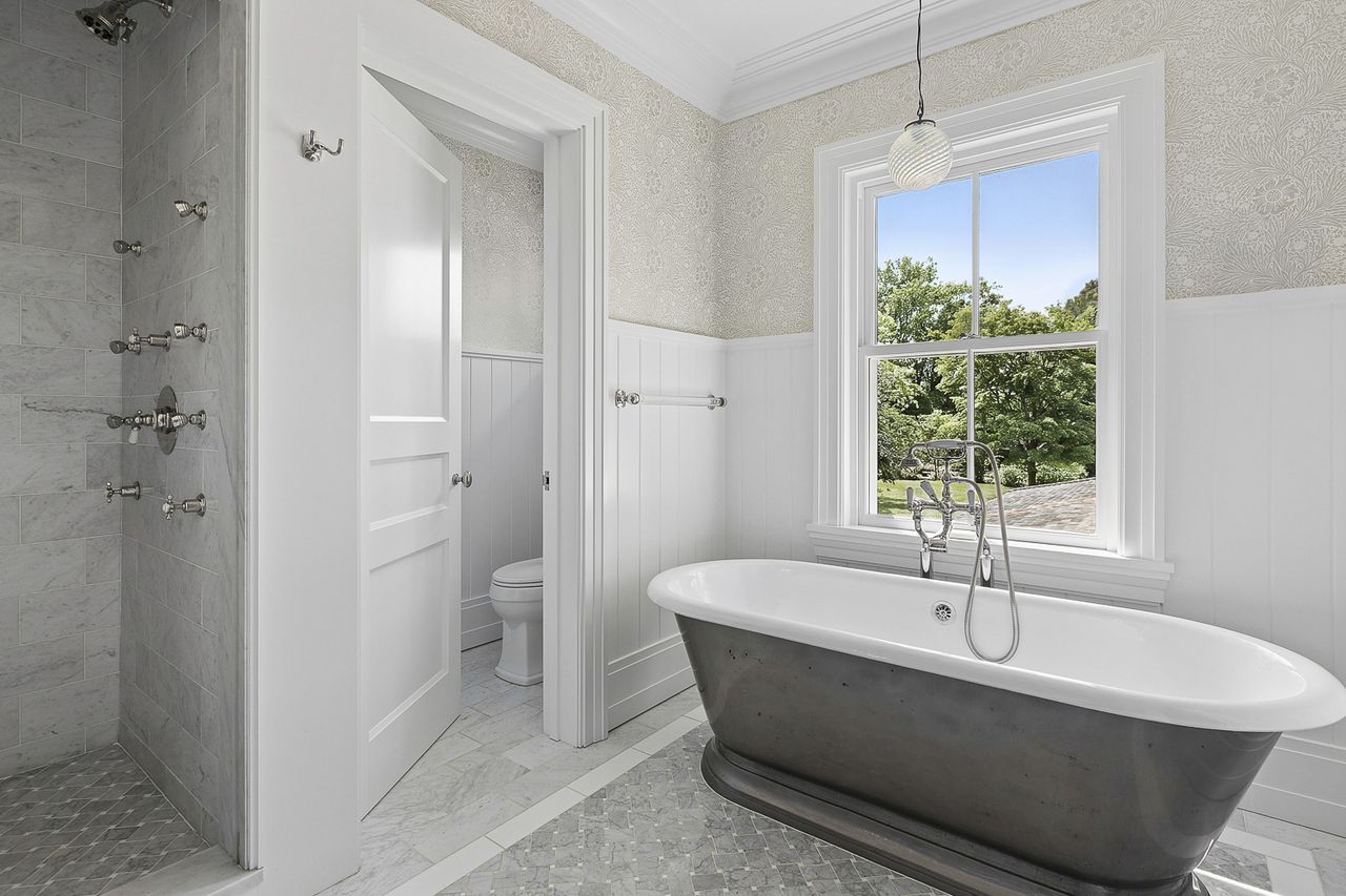 Meg Ryan Lists Hamptons Home for $15 Million Meg Ryan's Hamptons homeCredit: Rise Media