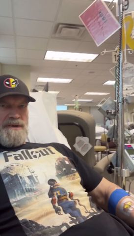 Tyler Mane undergoing chemotherapyCredit: Tyler Mane/Instagram
