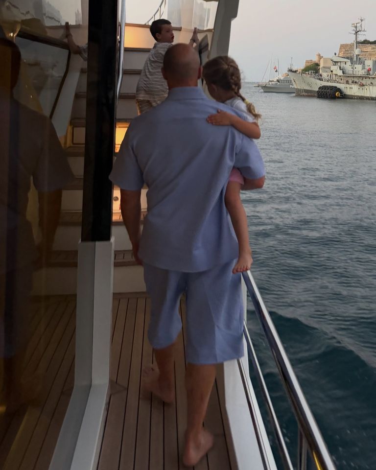 Rosie Huntington-Whiteley Shares Rare Photos with Jason Statham and Their 2 Kids to Celebrate Actors 59th Birthday Jason Statham pictured with Isabella and Jack on a yachtCredit: Rosie HW/Instagram