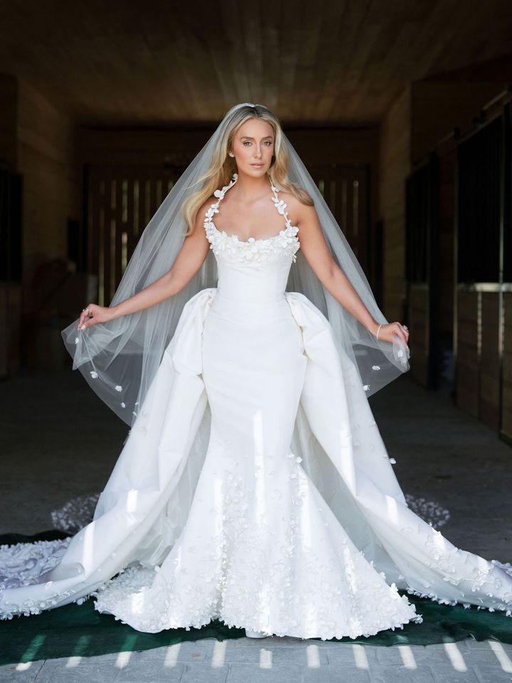 Lainey Wilson Wears a Dress for the ‘First Time’ to Walk Down the Aisle at Wedding with Devlin ‘Duck’ Hodges Lainey WilsonCredit: Corbin Gurkin