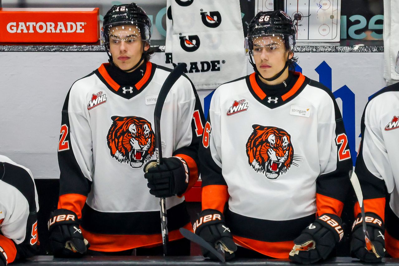 The brothers with the Medicine Hat Tigers in 2025Credit: Jonathan Kozub/Getty