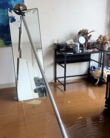 The aftermath of the flooding in Asha Gilbert's apartment Asha Gilbert’s apartmentCredit: Asha Gilbert/TikTok