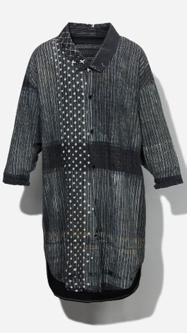 1983 ‘Karma Chameleon’ Single Album Cover Custom Dexter Wong Dress ShirtCredit: Courtesy of Julien's Auctions