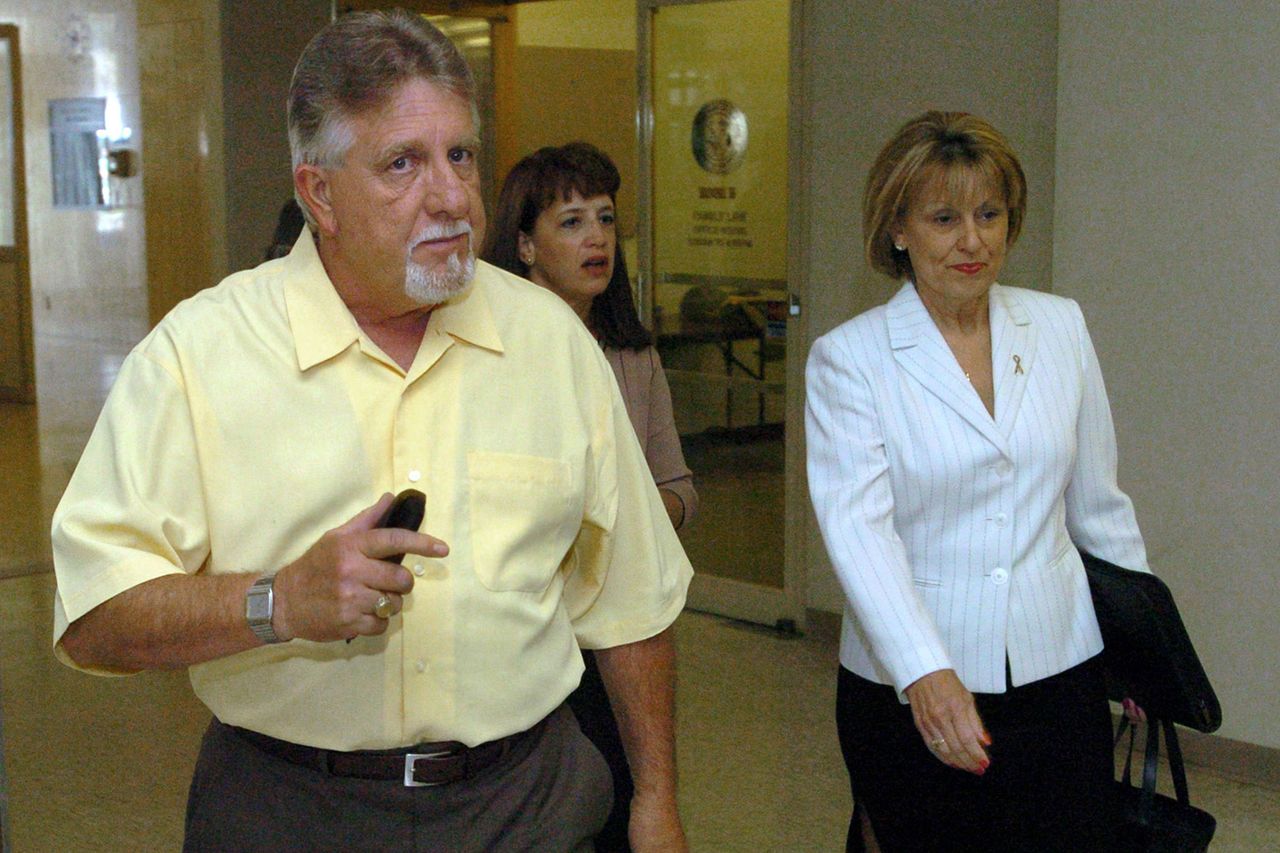 Ron Grantski and Sharon Rocha in 2004.Credit: Bob Pepping-Pool/Getty