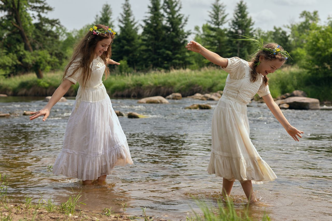 Skywalker Hughes as Mary Ingalls and Alice Halsey as Laura Ingalls in ‘Little House on the Prairie’.Credit: Eric Zachanowich/Netflix