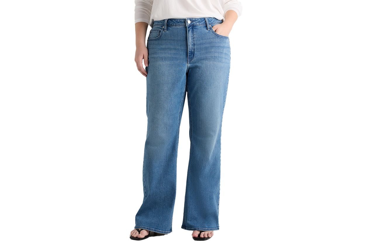 Luna Stretch Flare Jeans Credit: Quince
