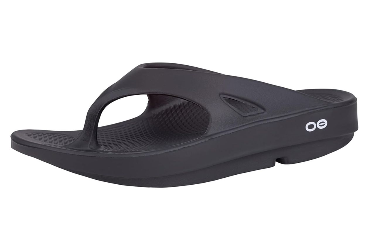 OOFOS OOriginal Recovery Sandal Credit: Amazon