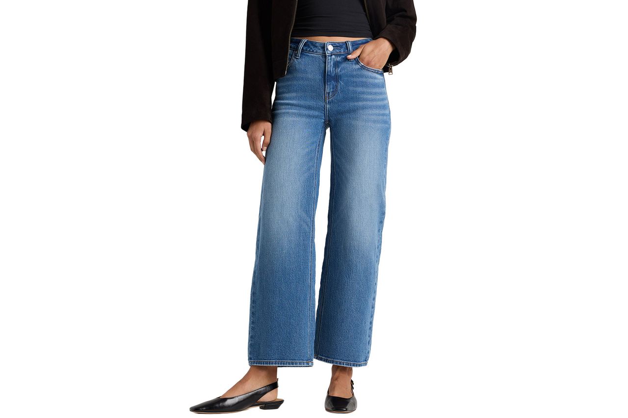 Quince Luna Stretch Relaxed Straight Jeans Credit: Quince