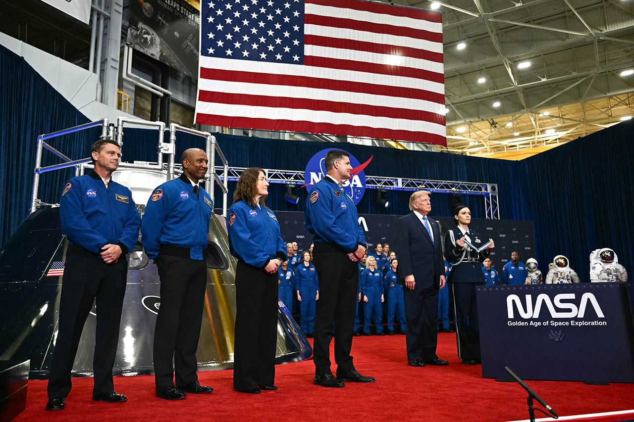 President Donald Trump awards Artemis II crew members with the Congressional Space Medal of HonorCredit: Kent NISHIMURA / AFP via Getty