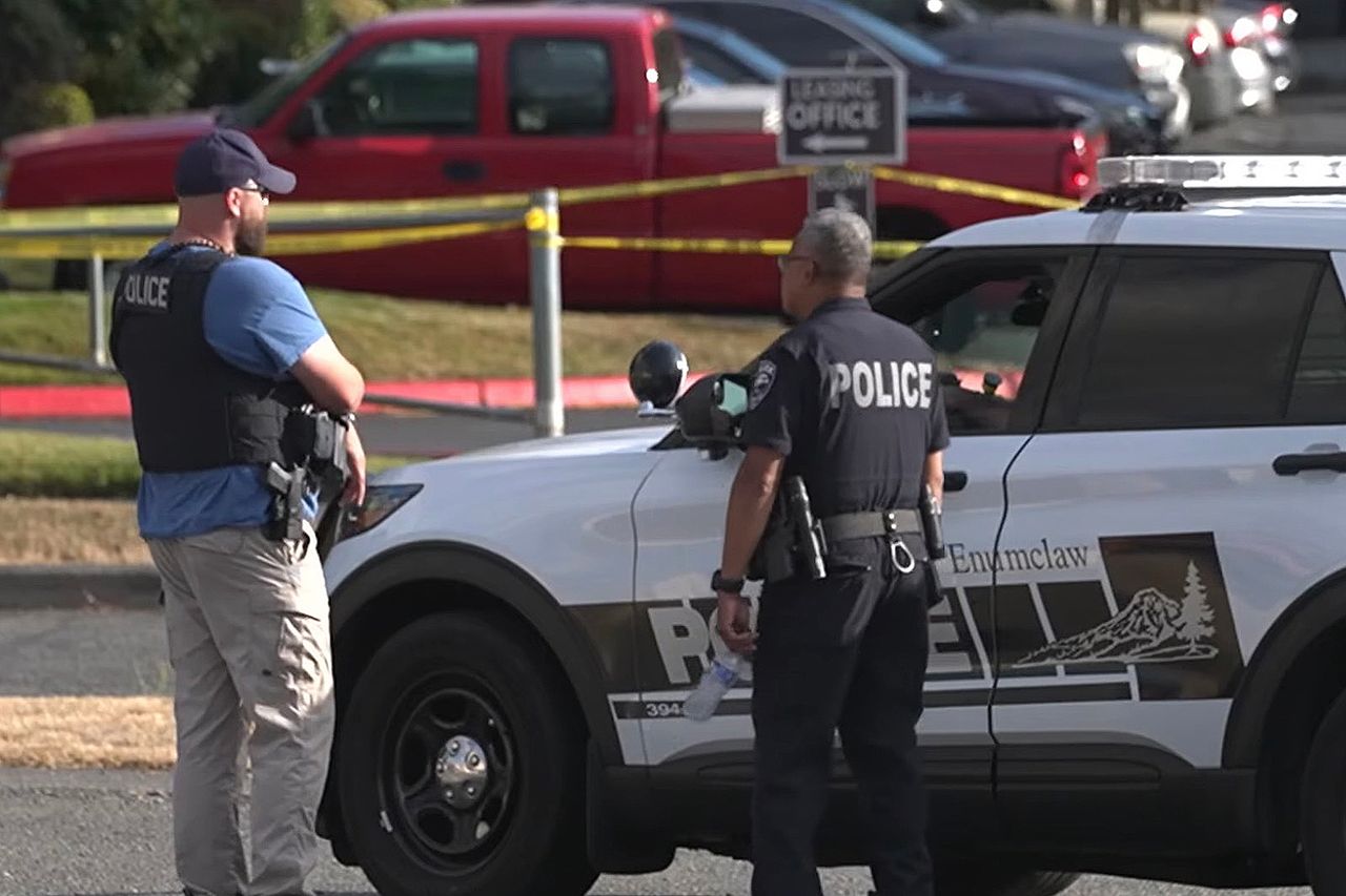 Enumclaw Police Department officers