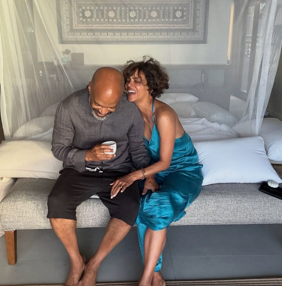 Van Hunt and Halle Berry on vacationCredit: Halle Berry/Instagram