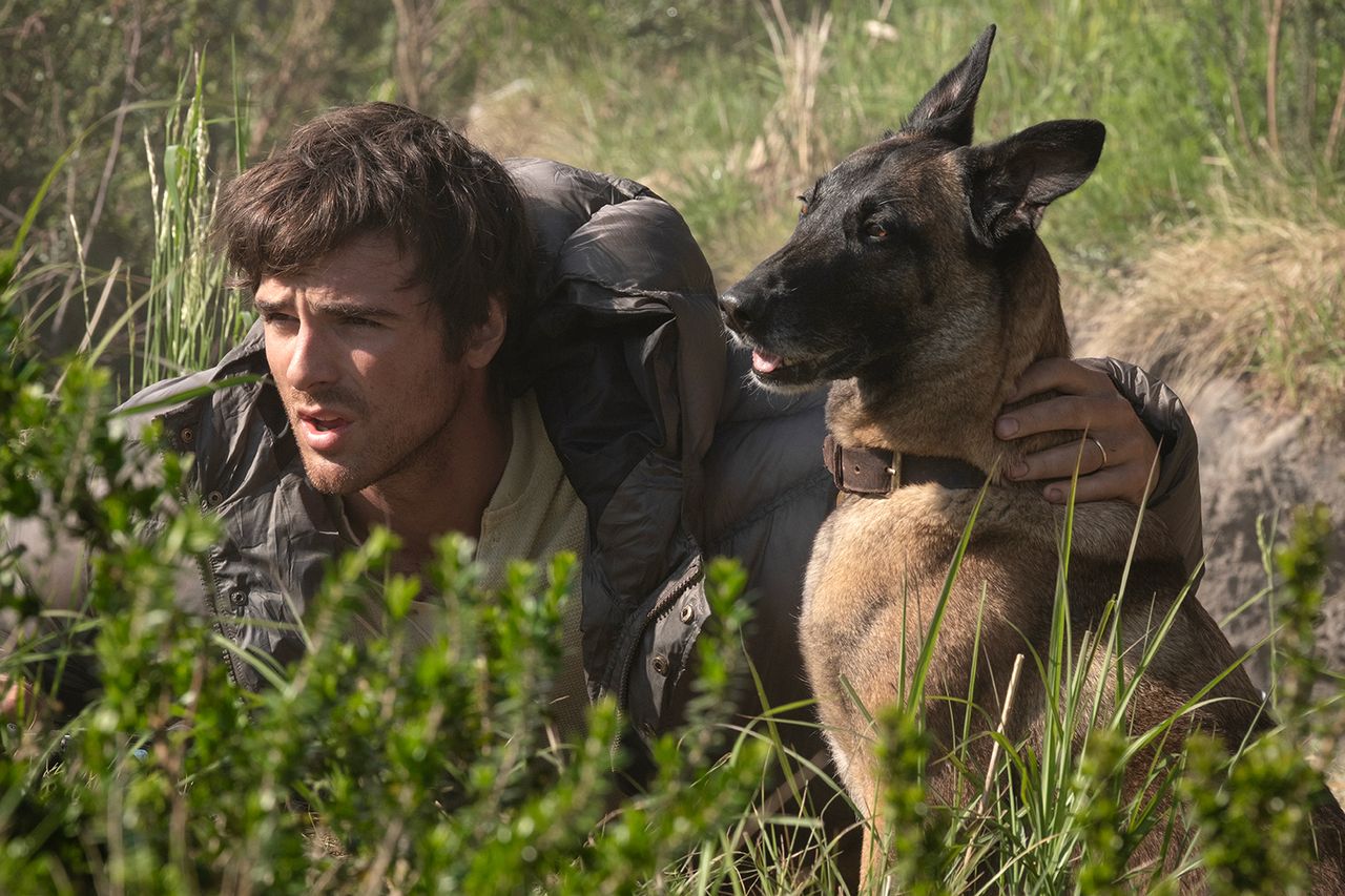 Jacob Elordi as Hig and Jasper in ‘The Dog Stars’Credit: Fabio Lovino / 20th Century Studios