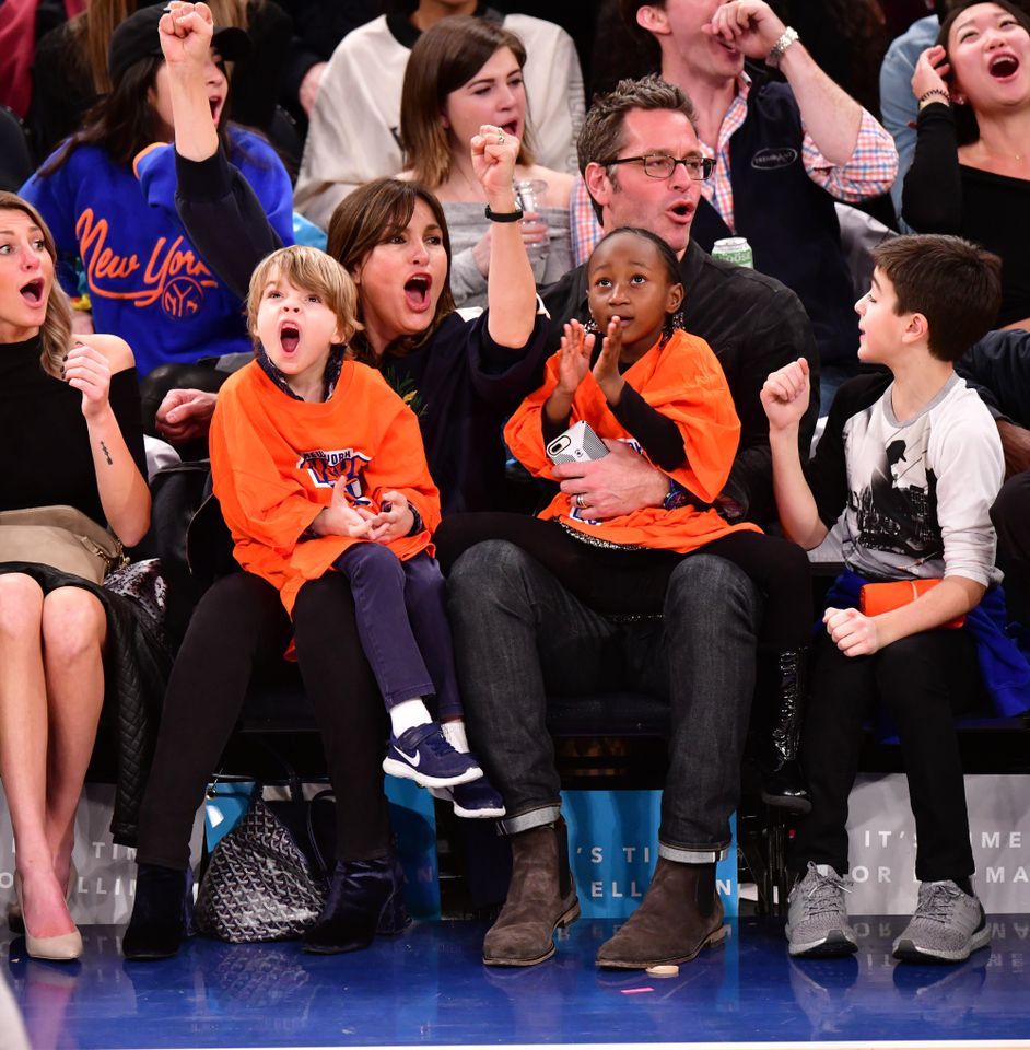 Mariska Hargitay and Peter Hermann sit courtside with their kidsCredit: James Devaney/Getty