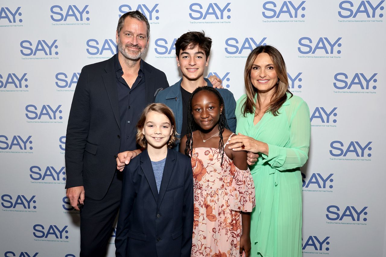 Mariska Hargitay and Peter Hermann pose with their kids at the 2023 Stuttering Association for the Young (SAY) Benefit GalaCredit: Jamie McCarthy/Getty