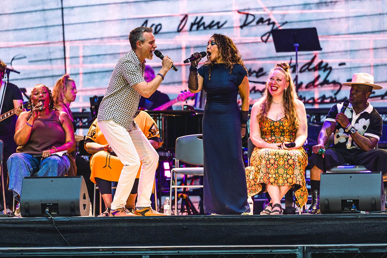 Adam Pascal and Daphne Rubin-VegaCredit: Austin Ruffer