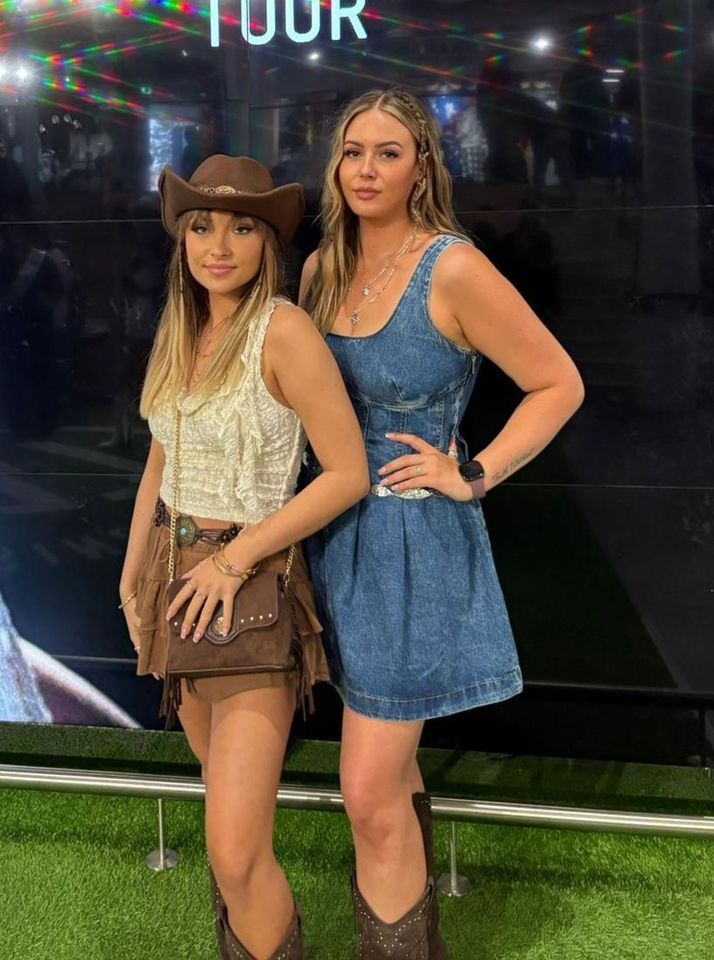 Liv and Molly SmithCredit: KENNEDY NEWS