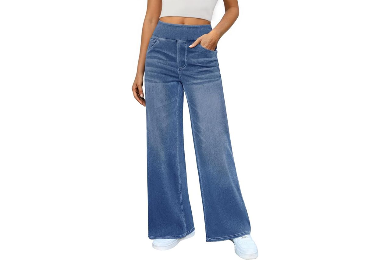DLOODA Women's Wide Leg Jeans High Waisted Stretchy Denim Pants Elastic Waist Pull On Sweatpant Jeans Trendy Baggy Loose Credit: Amazon