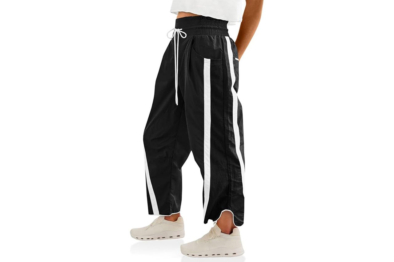 Fisoew Baggy Wide Leg Pants Credit: Amazon