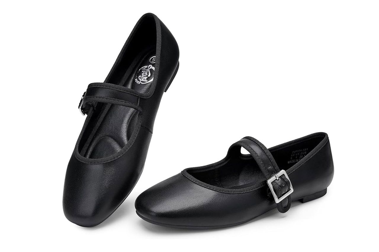 Trary Kirie Velvet Mary Jane Ballet Flats Credit: Amazon