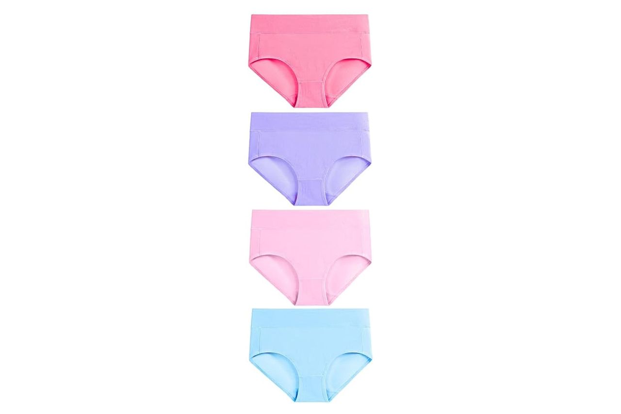 wirarpa Women's Underwear Cotton Mid Waisted Ladies Panties Credit: Amazon
