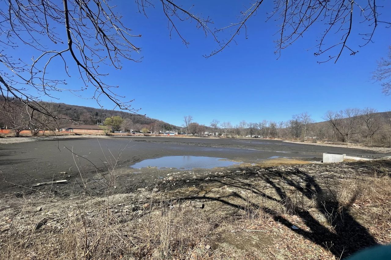 Crystal Lake at Carsonia Park, Pennsyvlavania ahead of dredging projectCredit: aark