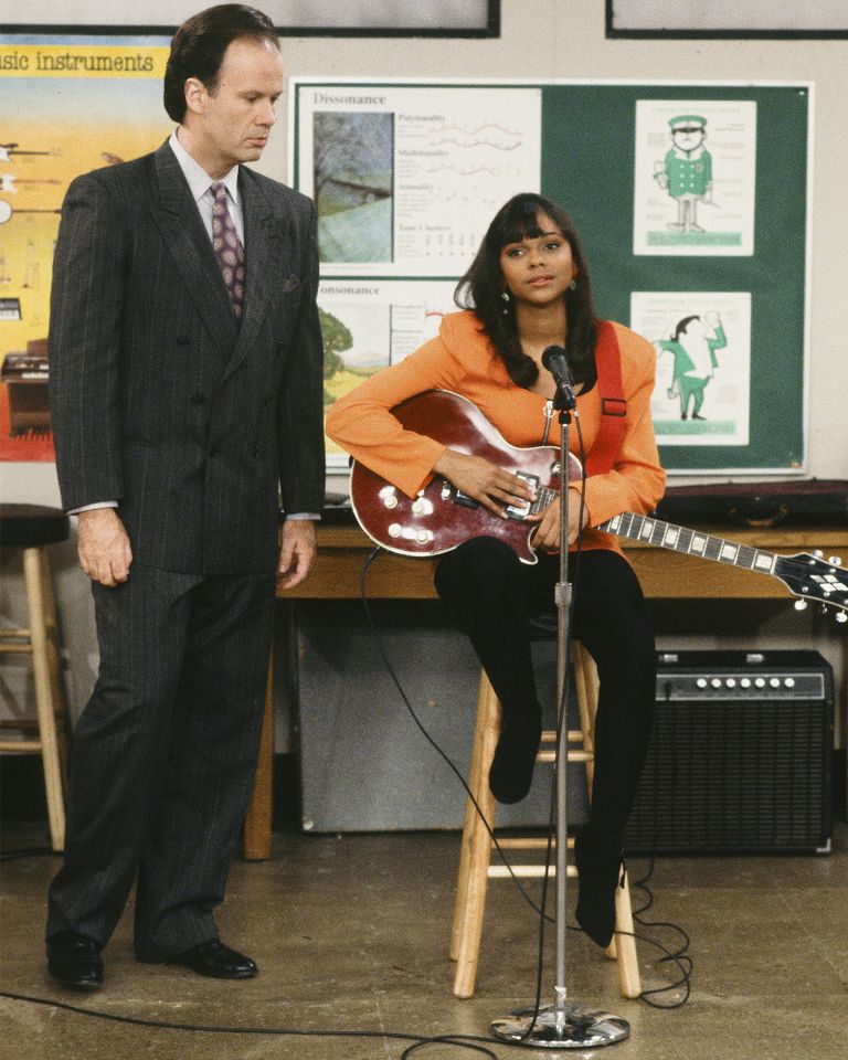 SAVED BY THE BELL, “School Song” Episode 24, 11/28/1992, Dennis Haskins as Mr. Richard Belding, Lark Voorhies as Lisa TurtleCredit: Paul Drinkwater/NBCU Photo Bank/Getty
