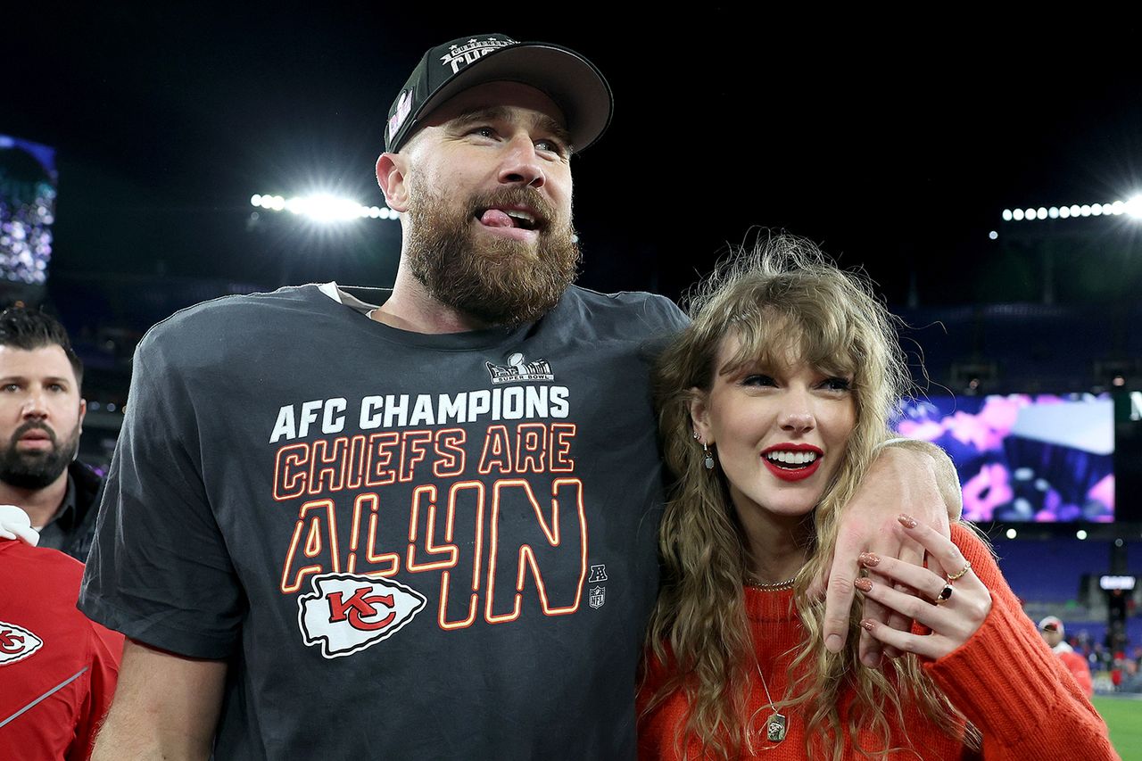 Travis Kelce and Taylor SwiftCredit: Patrick Smith/Getty