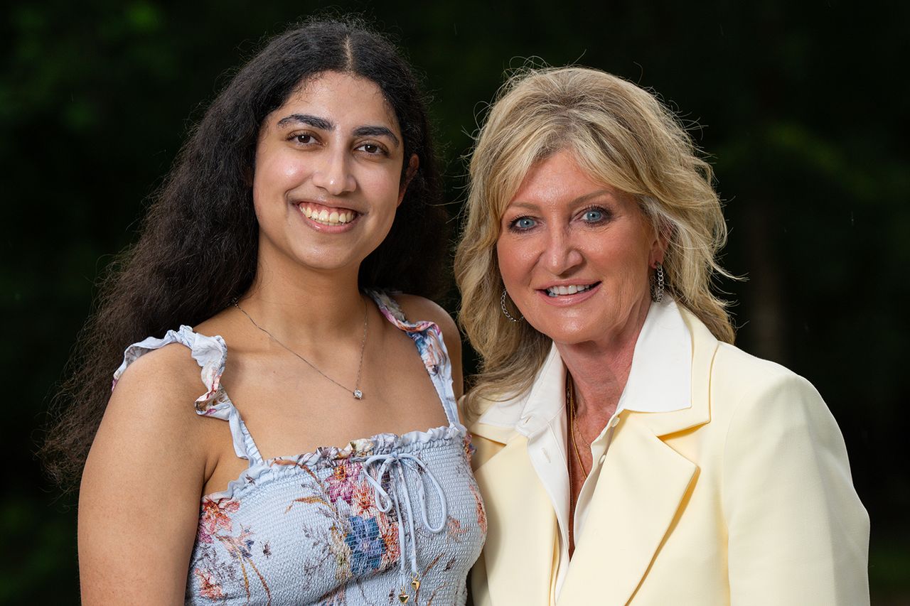 Kareena (left) and Jill Grandas (right).Credit: Jon Shapley for Tennessee Donor Services